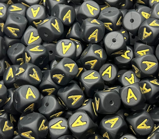 12mm Black & Gold MAMA letter beads