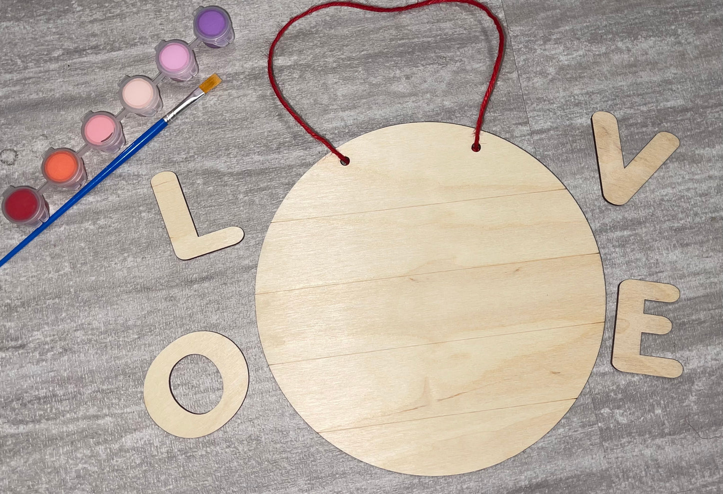 DIY Valentines Day Hanging Sign